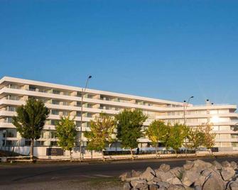 Dazzler by Wyndham Colonia - Colonia - Building