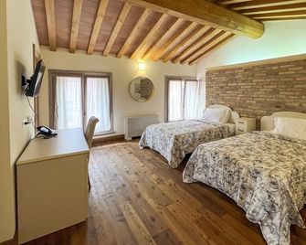 Le 4 Camere - Roverchiara
