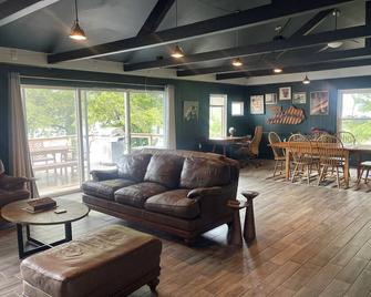 The River Hideaway : Relax, Stay & Play - Prospect - Sala de estar