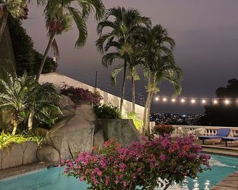 Iguanazu Bed & Breakfast - Guayaquil - Havuz
