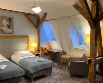 Hotel Willa Starosty - Międzyrzecz - Sypialnia