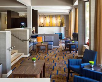 Courtyard by Marriott Denver Central Park - Denver - Lounge