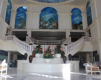 Club Morocco Resort and Country Club - Subic - Lobby