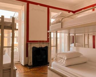 Safestay Lisbon Bairro Alto - Lisbon - Living room