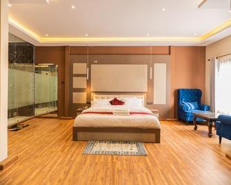 Baranda Restro and Events - Ghanpokhara - Habitación