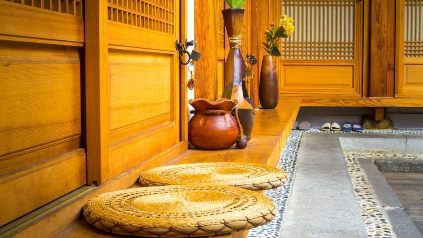 Gung Hanok Guesthouse
