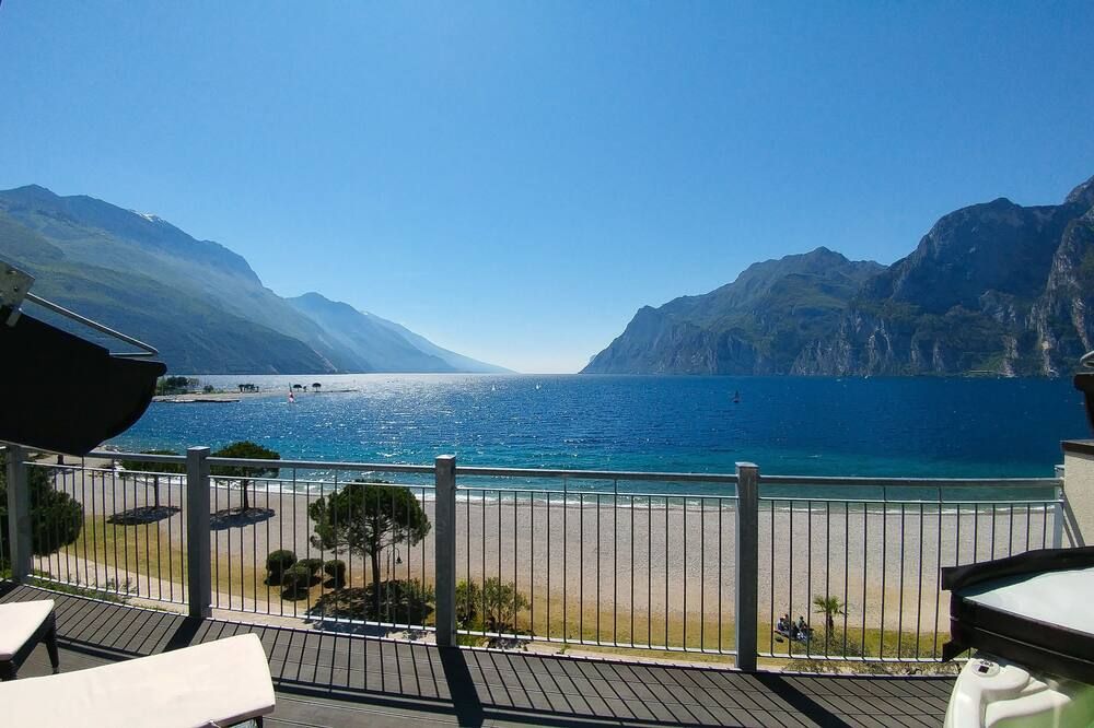 Hotel Baia Azzurra - Lake Front - ארקו - מרפסת