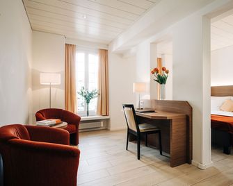 Hotel Krone - Thun - Schlafzimmer