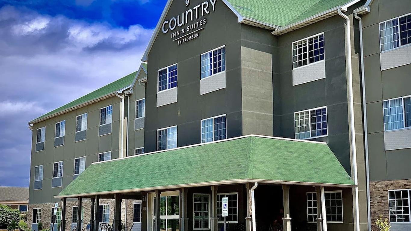 Country Inn & Suites by Radisson, Decatur, IL