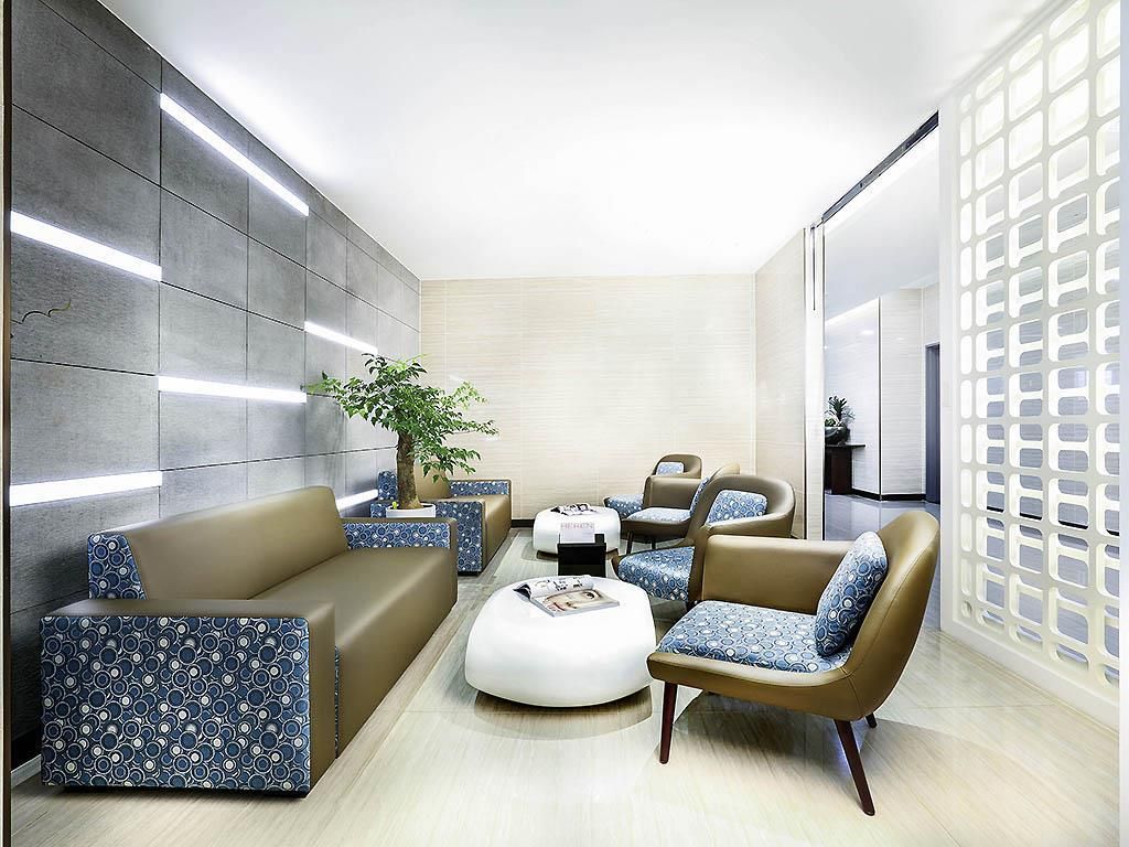 نوفوتيل أمباسادور سوون