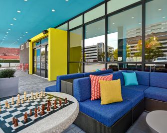 Tru by Hilton Manchester Downtown - Manchester - Gebouw