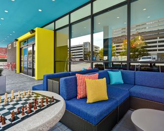Tru by Hilton Manchester Downtown - Manchester - Gebouw