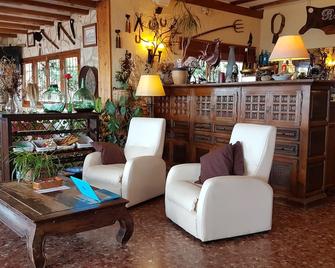 Hotel Bodegón - פניסקולה - דלפק קבלה