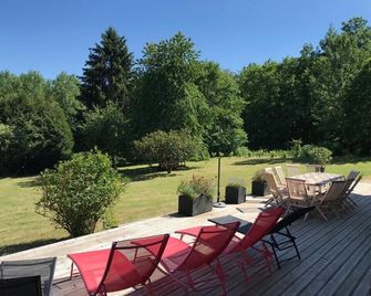 Pleasant gite with garden & terrace | Pet-friendly - Sézanne - Patio