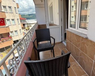 Secil Pansiyon - Amasra - Balkon