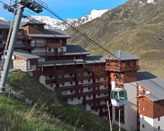 Les Valmonts 711 - Les Belleville - Building