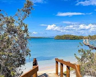 Cozy 1-bedroom apartment in Playa Santa, Guanica with WiFi, AC, Private Parking. - Guánica