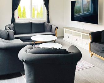 4 Star Holiday Home in Goteborg-by Traum - Gotenburg - Huiskamer