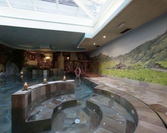 Hotel Al Polo - Ziano di Fiemme - Pool