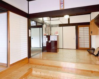 Temple Stay Tsushima Seizanji - Tsushima - Korytarz