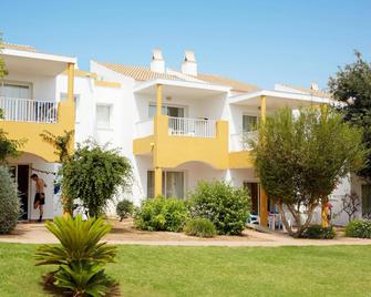 Comitas Isla del Aire - Sant Lluís - Building