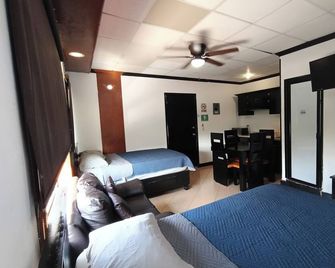 Hotel Garcias Suites - Linares - Habitación