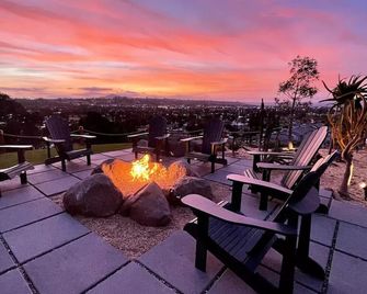 Zen Hilltop Resort: Heated Infinity Pool, Spa, 360° Socal Views - El Cajon - Balkon