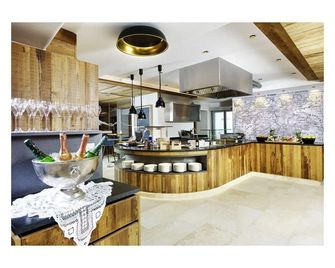 Hotel Jerzner Hof 4 Sterne Superior - Jerzens - Bufé