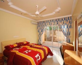 Crystal Retreat - Addu City - Bedroom