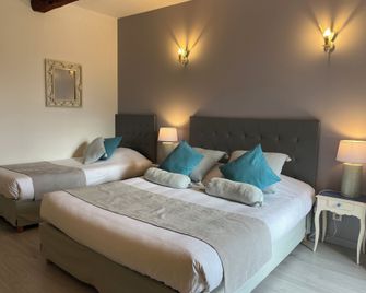 Logis Hôtel La Bastide des Monges - Nyons - Camera da letto