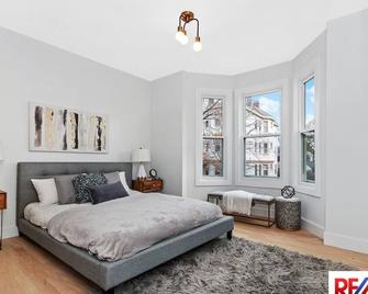 New Modern 2Bd | 2bth Condo Near Boston Hospitals - Boston