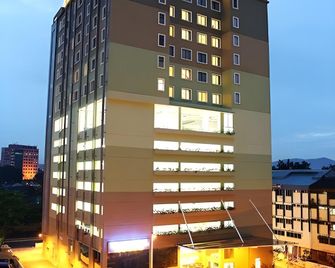 Cairnhill Hotel Kuala Lumpur - Kuala Lumpur - Building