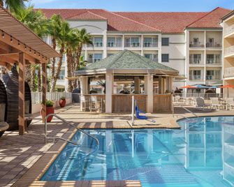 Hilton Garden Inn South Padre Island Beachfront - סאות' פאדרה איילנד - בריכה