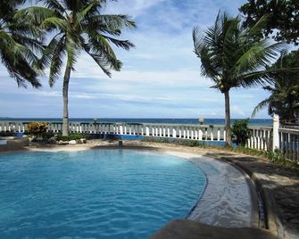 Estaca Bay Gardens Conference Resort powered by Cocotel - Compostela - Piscina