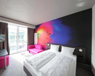 Qubixx Stadtmittehotel - Schwäbisch Hall - Bedroom