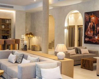 Hotel Well and Come Málaga - Málaga - Lounge