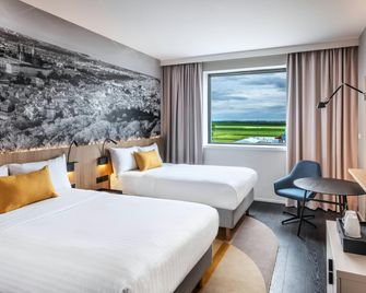 Courtyard by Marriott Prague Airport - Prague - Chambre