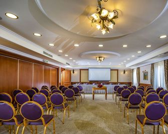Betekints Wellness Hotel - Wesprim - Meetingraum