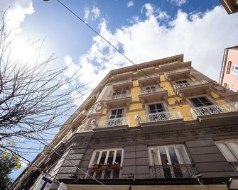 H. G. Boutique Toledo Napoli Centro - Napoli - Edificio