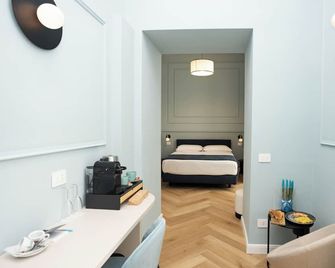 Boutique Luxury Suite - Naples