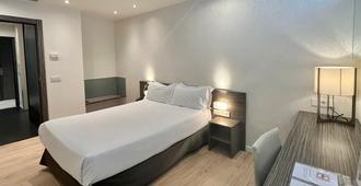 Air Rooms Madrid Airport By Premium Traveller - Madrid - Chambre