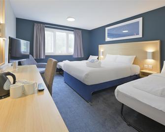 Travelodge Aberdeen Bucksburn - Aberdeen - Bedroom