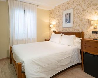 Hotel Arco Navia - Navia - Chambre