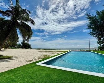 Royal Sakalava - Antsiranana - Piscine