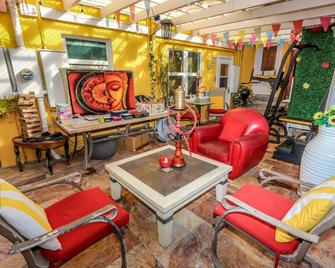 Villa Sinclair Beach Suites And Spa - הוליווד