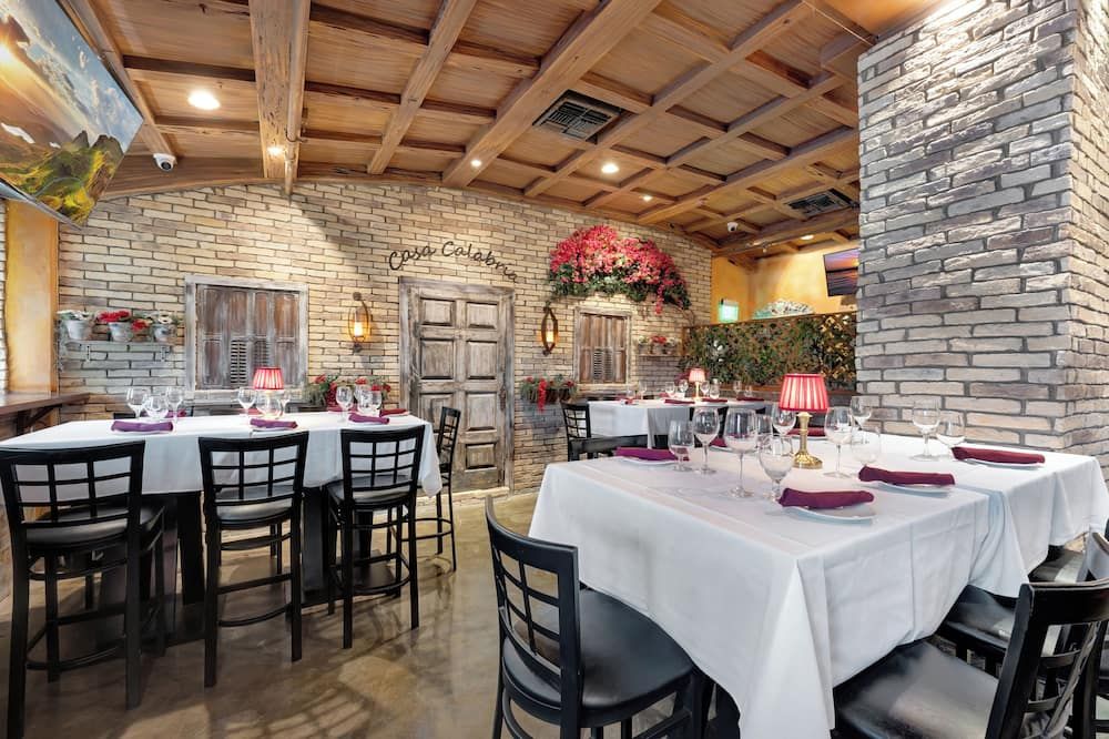 Beautiful room steps from the Beach - فورت لاودردال - مطعم