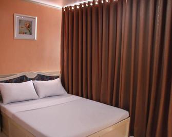 Hotel Dolores - General Santos - Habitación