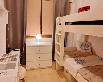 Kato Paphos Apt 400m To The Beach - Пафос - Спальня