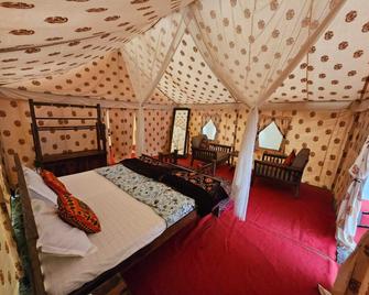 Kumbh Village - Dining By Taj Ganges - Prayagraj - Bedroom