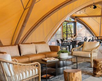 Under Canvas White Mountains - Dalton - Lounge